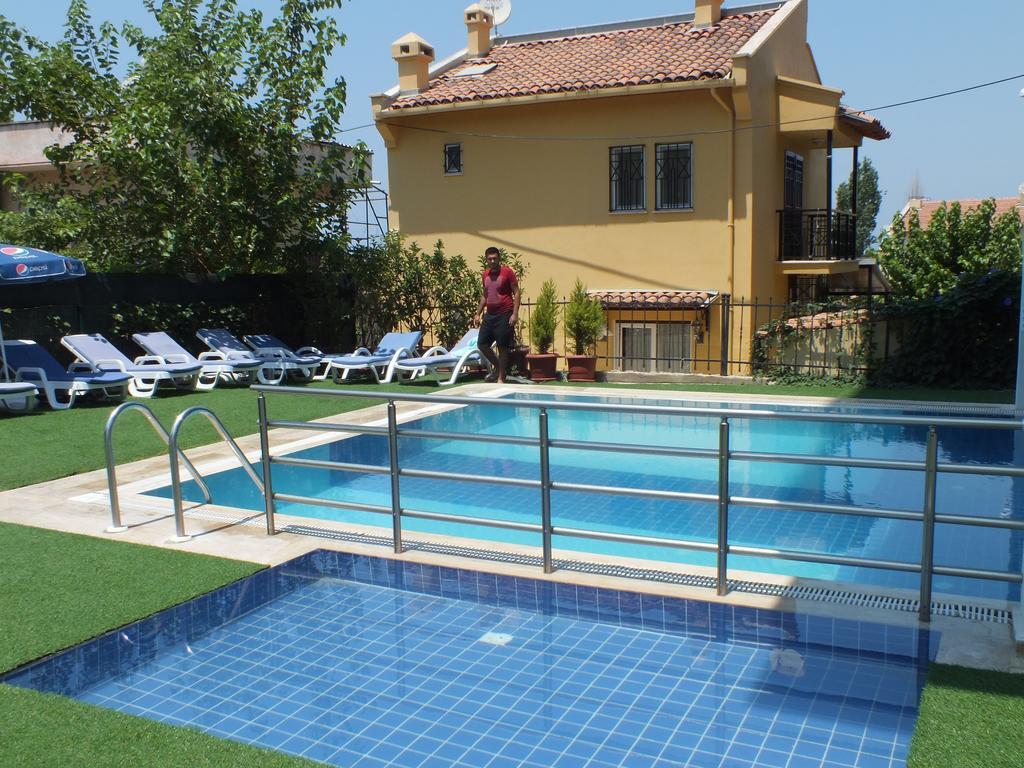 Blue Sea Hotel & Spa Kuşadası Buitenkant foto