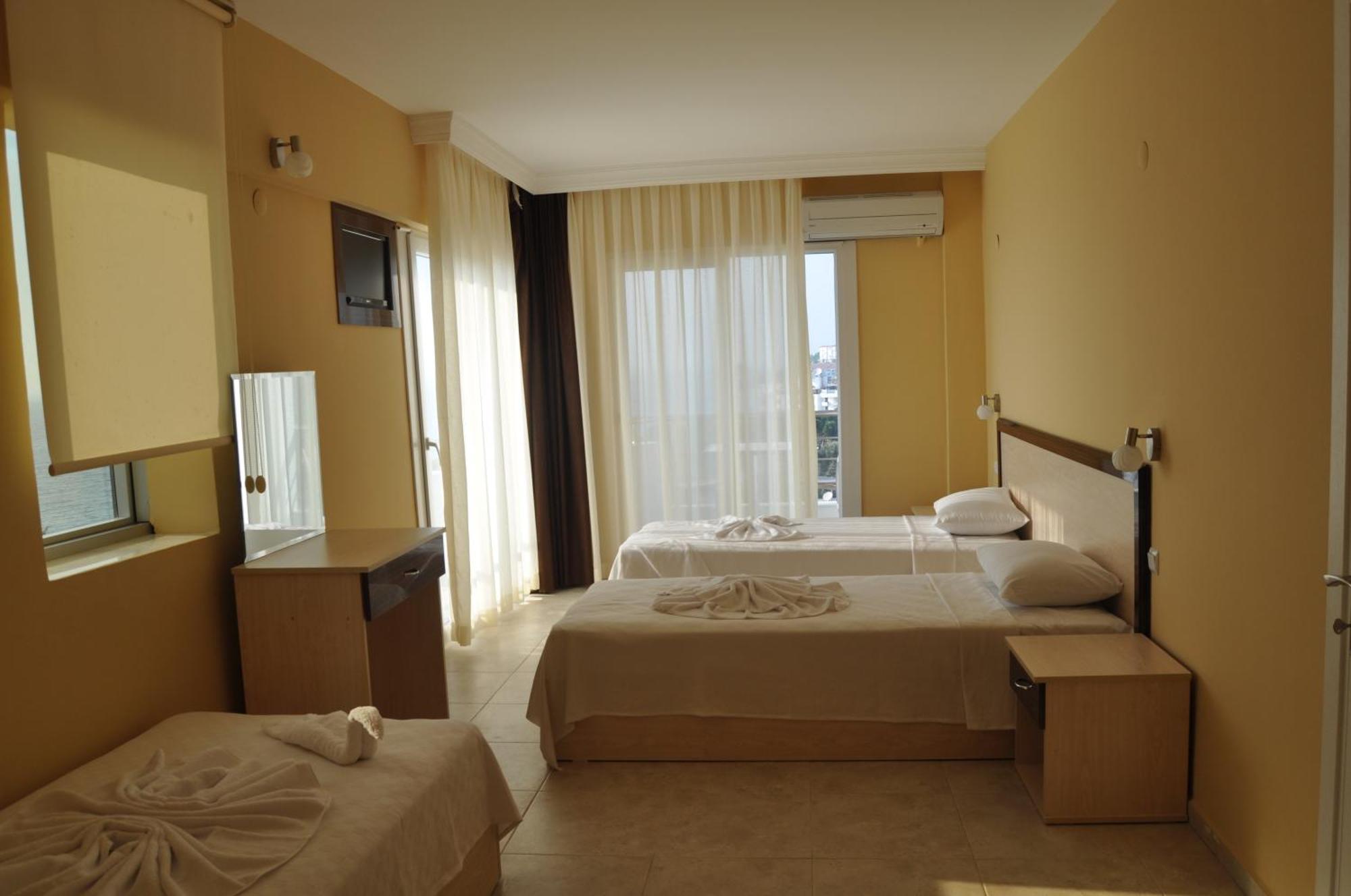 Blue Sea Hotel & Spa Kuşadası Buitenkant foto