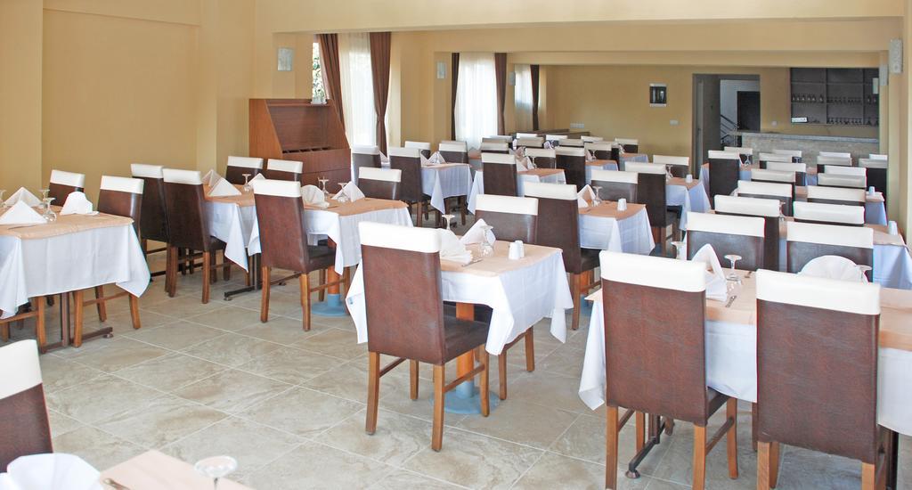 Blue Sea Hotel & Spa Kuşadası Buitenkant foto